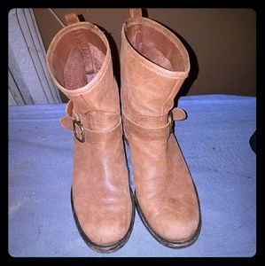 GUC Lucky brand boots