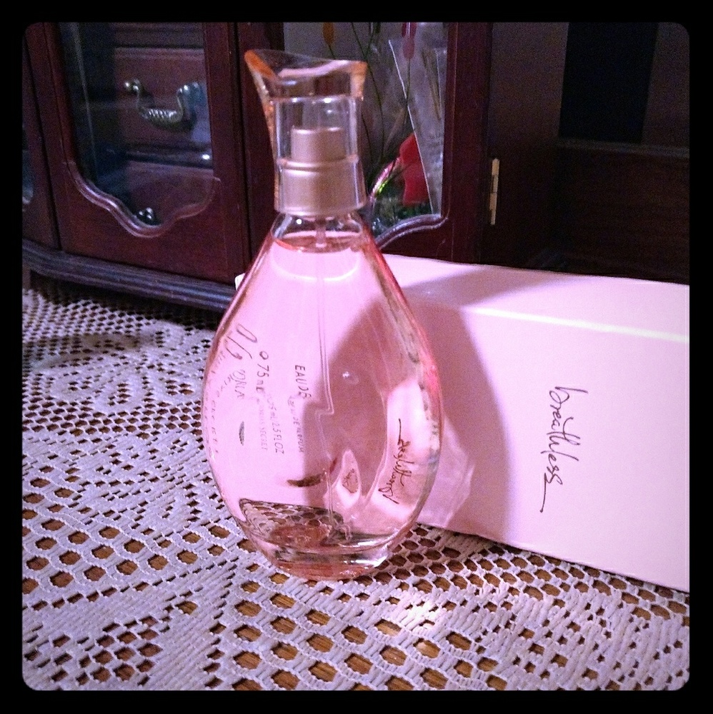 PERFUME "Breathless"