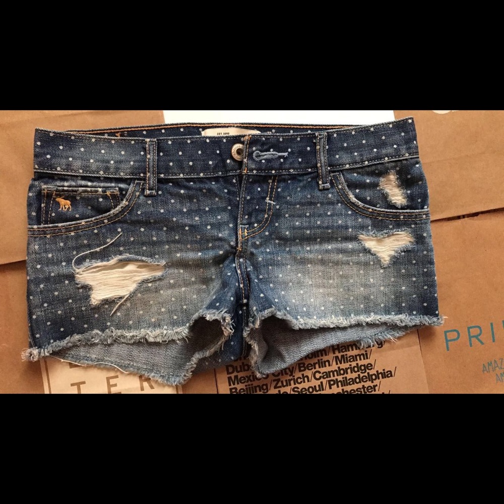 CLOSET CLOSING Abercrombie Shorts