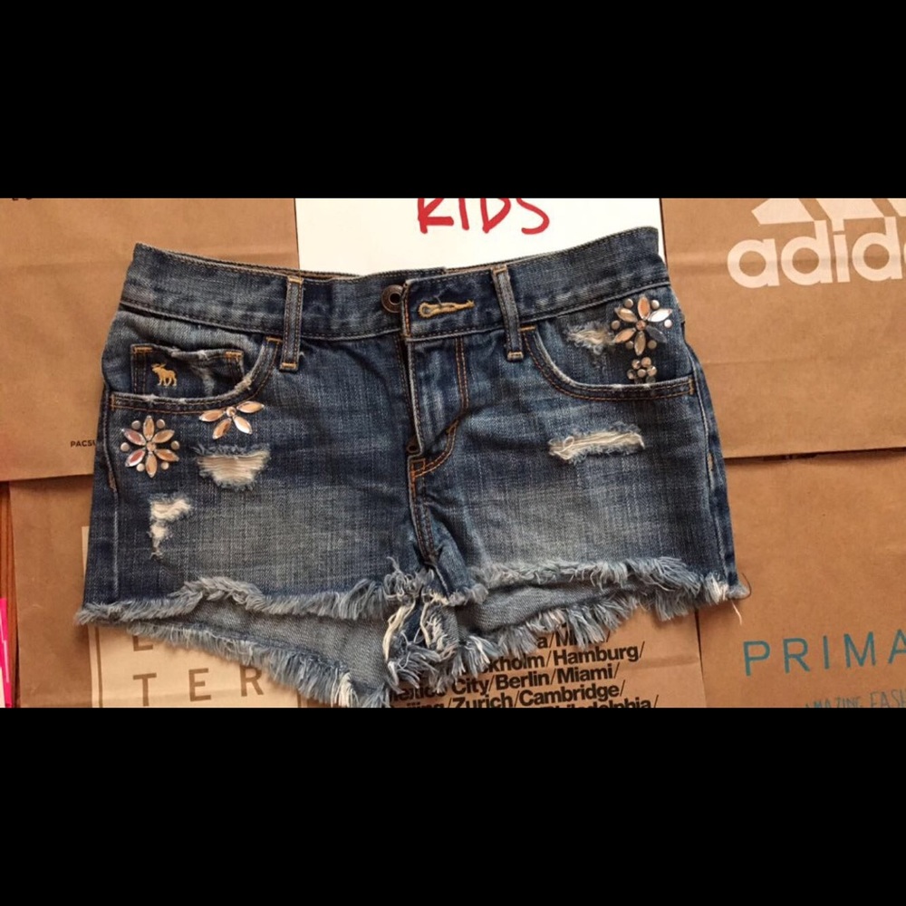 CLOSET CLOSING Abercrombie Shorts