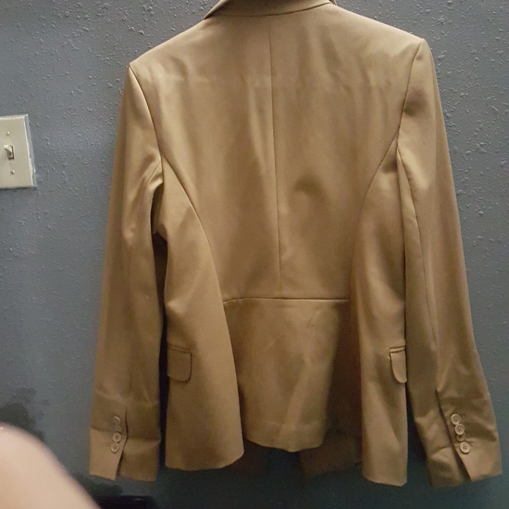 jacket - Picture 2 of 2