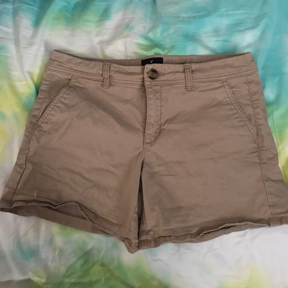 Khaki midi shorts