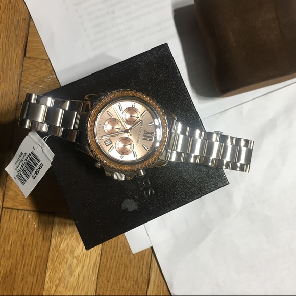 NWT Michael Kors Watch!! main image 5