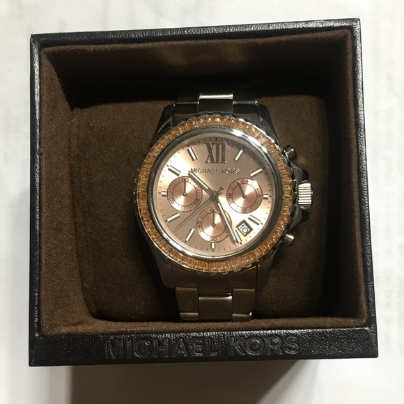 NWT Michael Kors Watch!! main image 3