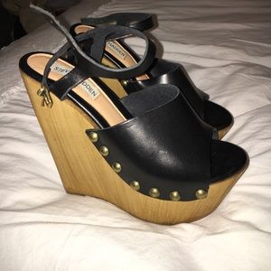 Steve Madden leather clog wedges