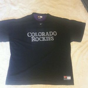 Vintage official nike Colorado Rockies  t-shirt