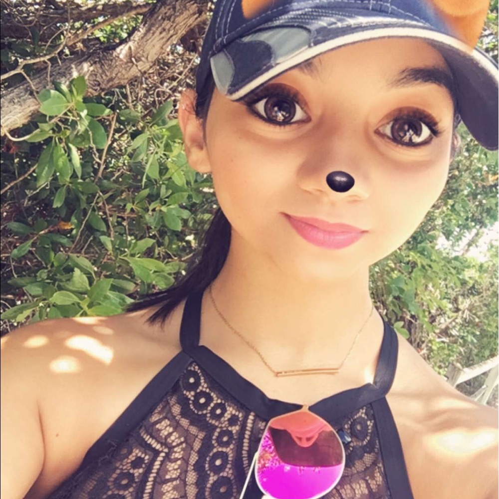 Meet your Posher, Areli