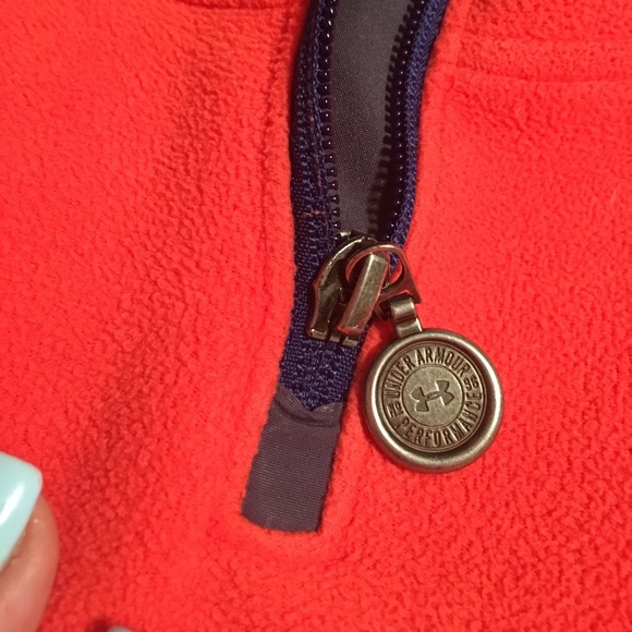 Under Armour women's thick sweat shirt - Picture 6 of 6