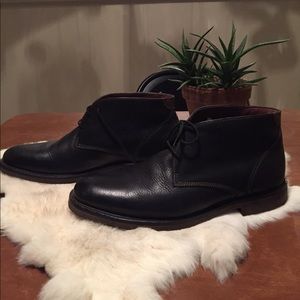 Johnston & Murphy chukka boot