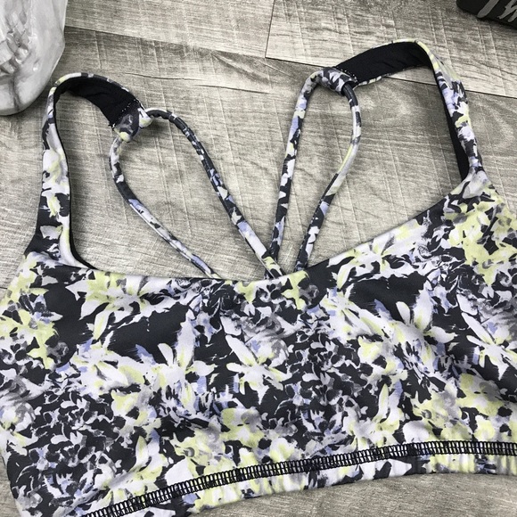 Lululemon Floral Free to Be Sports Bra - Picture 3 of 7