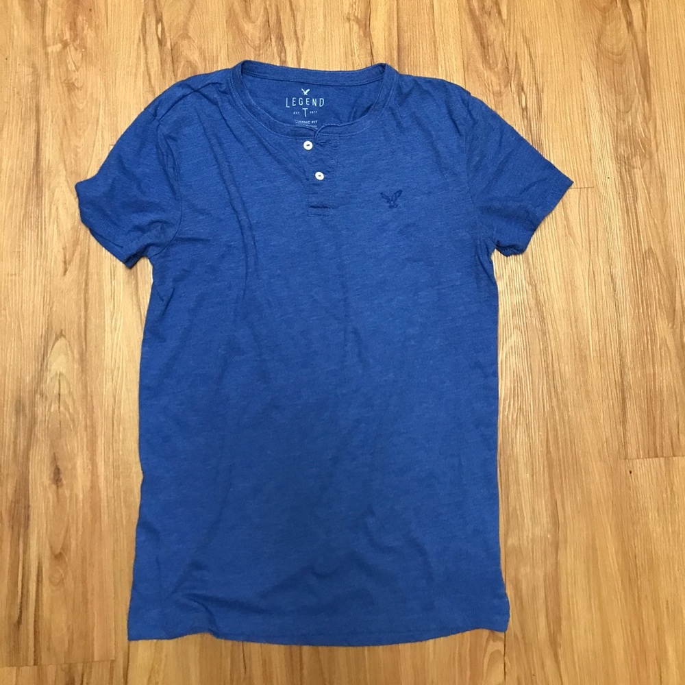 American Eagle Outfitters Tee