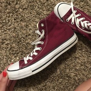 Maroon high top converse