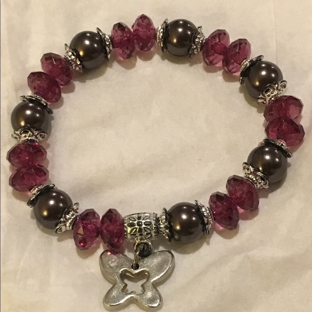 SALE! Butterfly Charm Bead & "Pearl" Bracelet