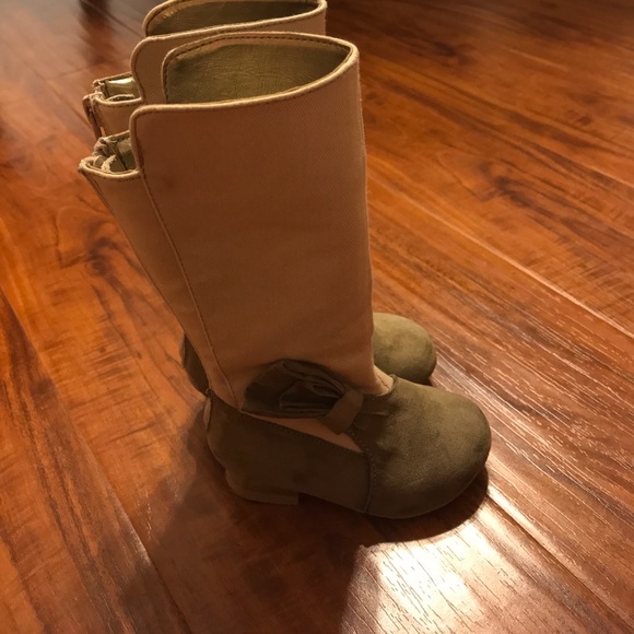 Joyfolie size 5 little girls boots - Picture 3 of 4