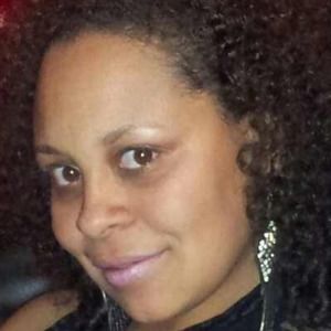 Meet your Posher, Tia casper