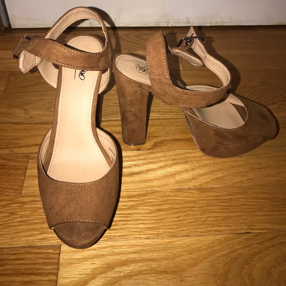 SOLD: Wassimo (Target Brand): Brown Suede Heels - Picture 3 of 3