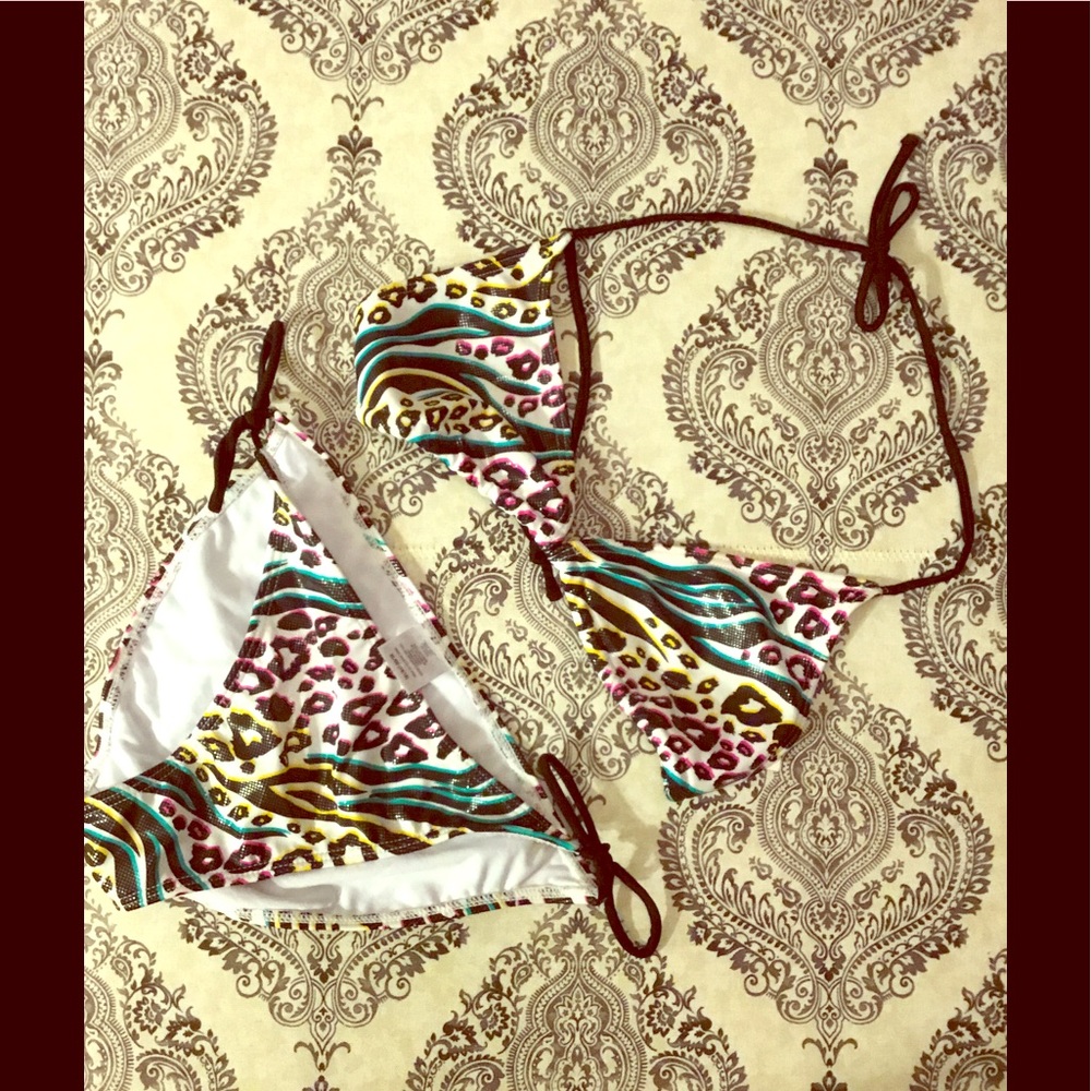 Bongo leopard multi colored bikini set.