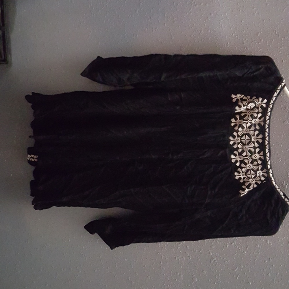 tunic - Picture 2 of 2