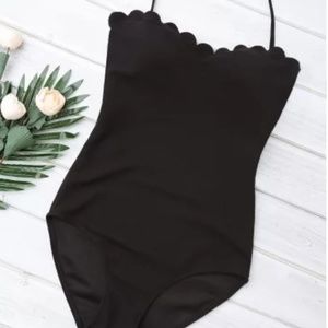 Halter Scalloped Padded One Piece Swimsuit - Black