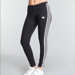 Adidas Originals logo-striped leggings