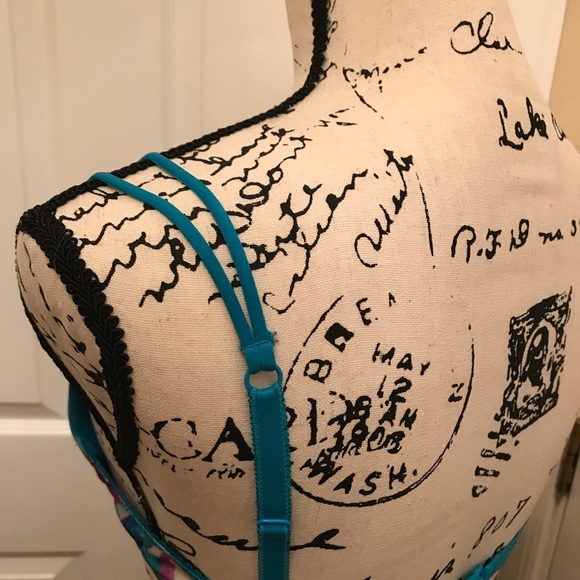 Color blast Bra - Picture 8 of 8