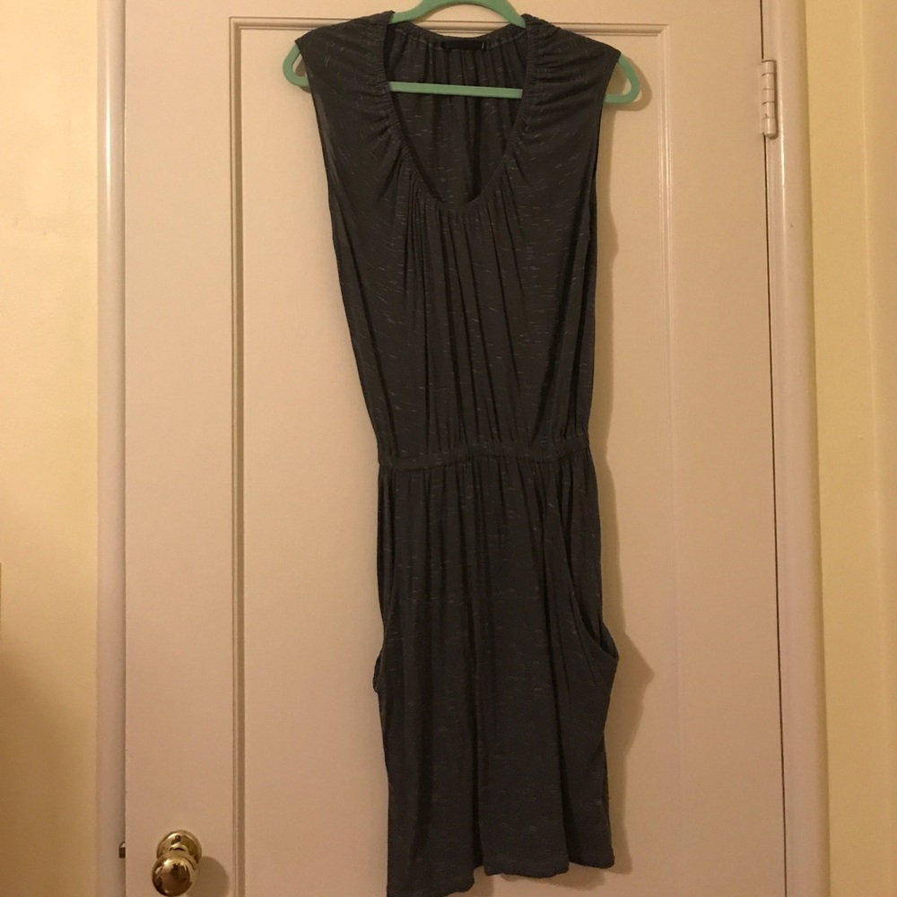 Nice comfortable dress with pockets