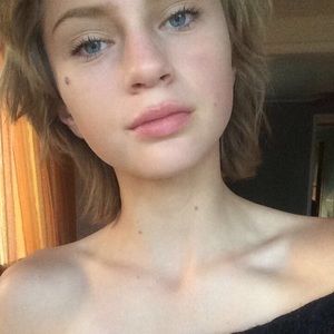 Meet your Posher, Lily