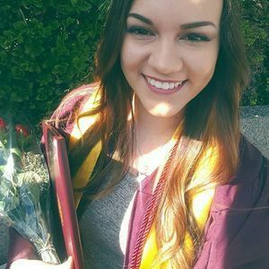 Meet your Posher, Alicia