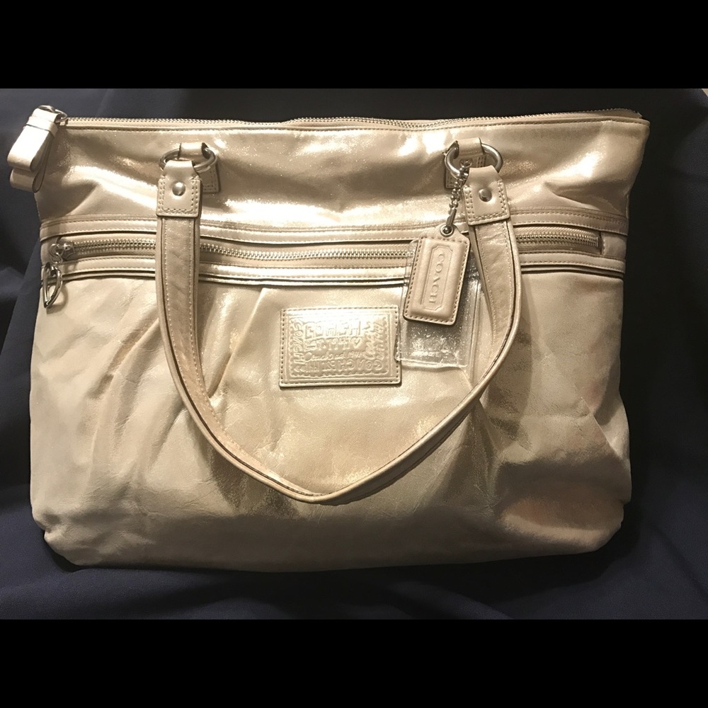 SOLD😊COACH Starlight Leather Glam Daisy Poppy