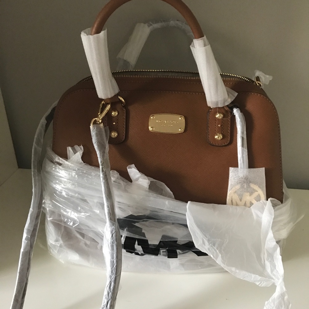 michael kors handbag with shoulder strap brown