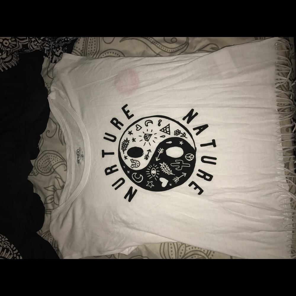 Sleeveless white shirt