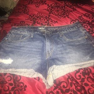 Women short