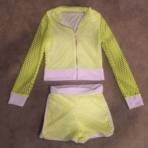 Fashion Nova 2 piece sweatshirt and shorts