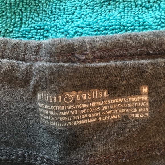 Gilligan & O'Malley grey workout shorts size med - Picture 2 of 2