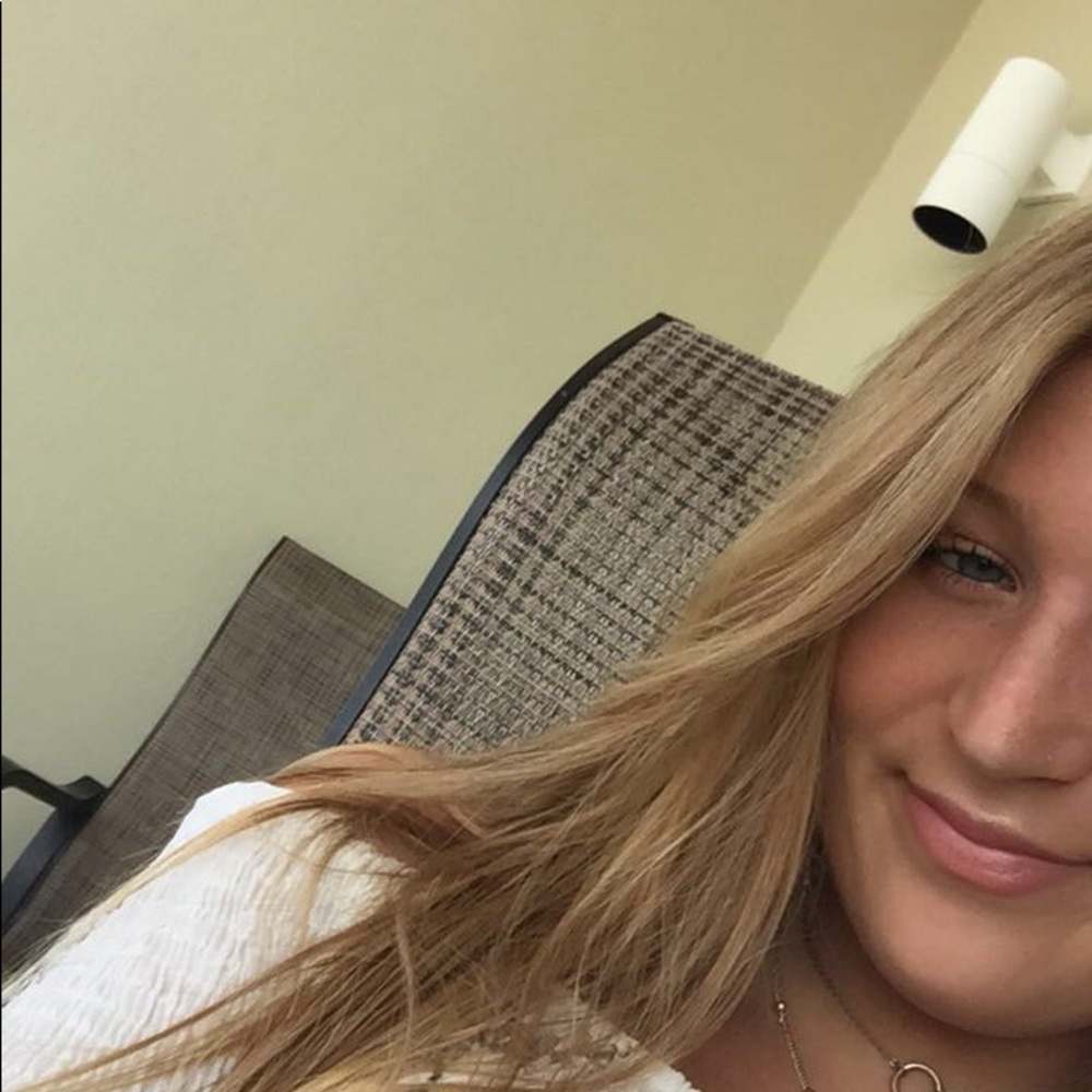 Meet your Posher, Sydney