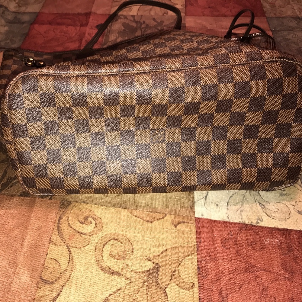 Louis Vuitton Damier Neverfull handbag
