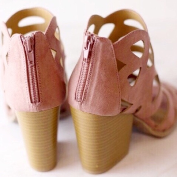 Blush Cutout Booties - Picture 4 of 4