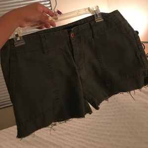 Vintage Hurley fitted army green short