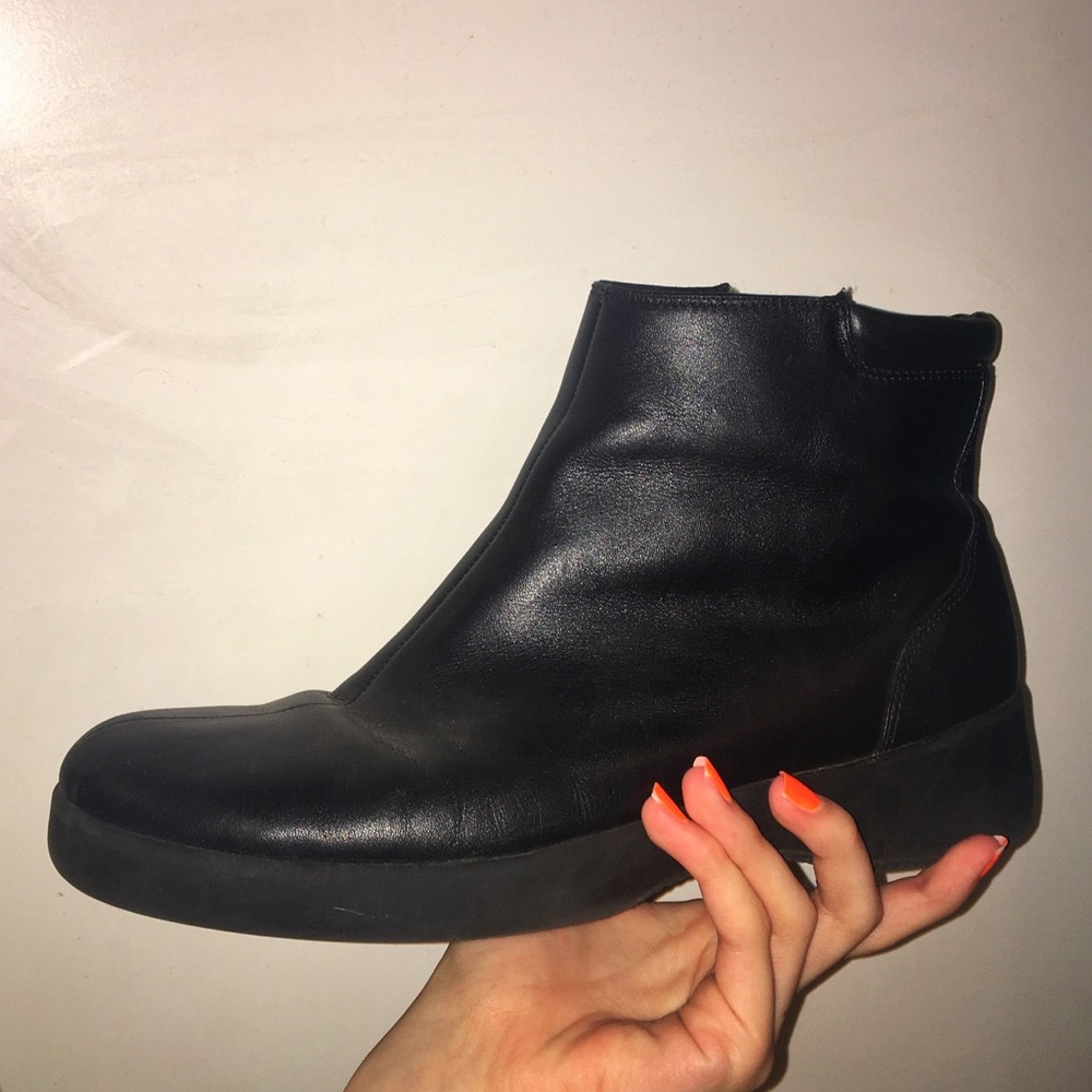 REAL LEATHER short boots!