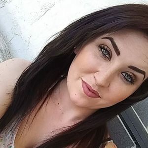 Meet your Posher, Katrina