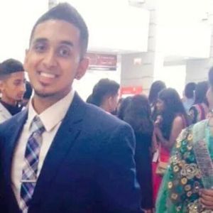 Meet your Posher, Joel