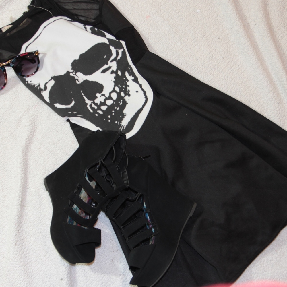 skull dress
