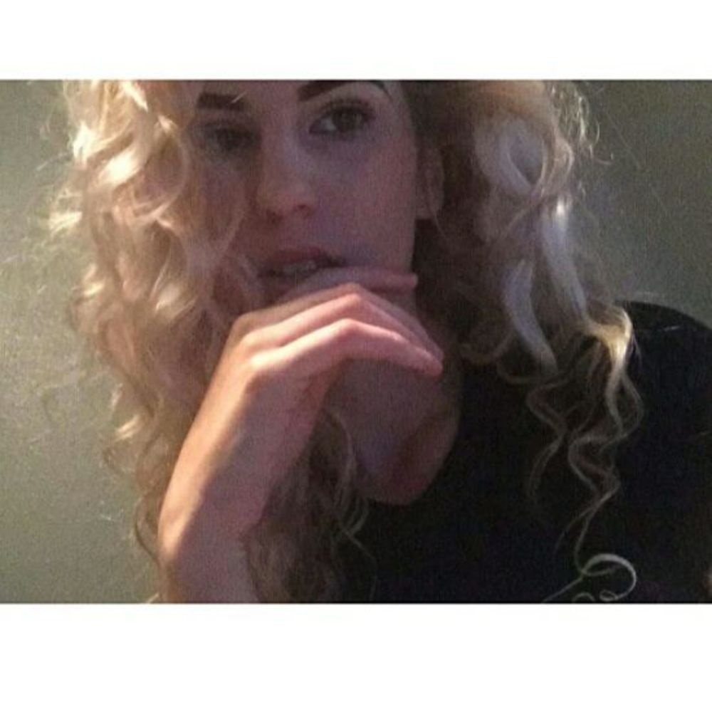 Meet your Posher, Almedina