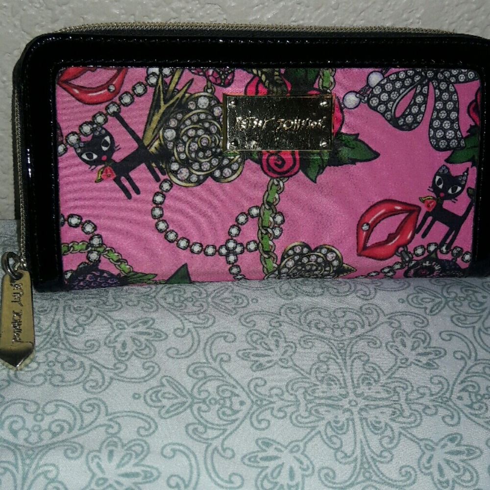 Betsy Johnson wallet