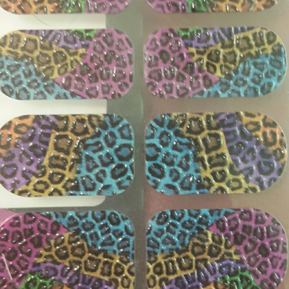 GLAM UP NAIL WRAPS - Picture 3 of 3