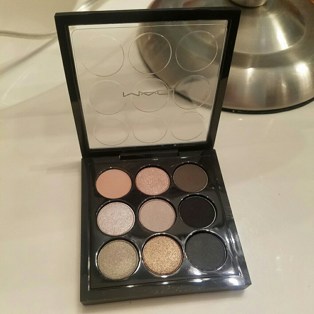 MAC Smoky Metallic Times Nine Eyeshadow Palette