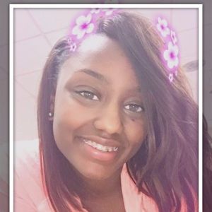 Meet your Posher, Laquel