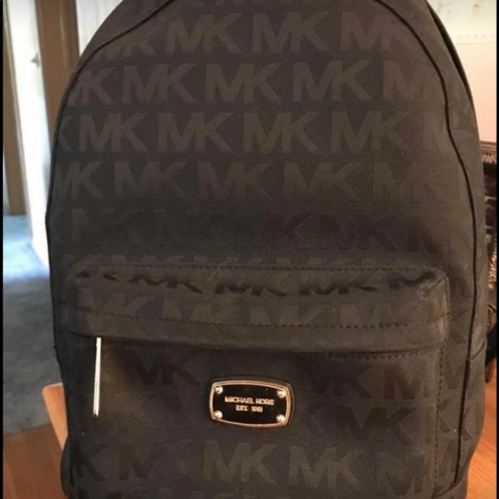Micheal kors bookbag willing to trade