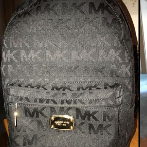Micheal kors bookbag willing to trade main image 5