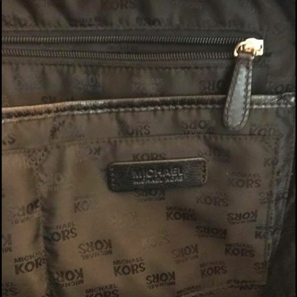 Micheal kors bookbag willing to trade main image 4